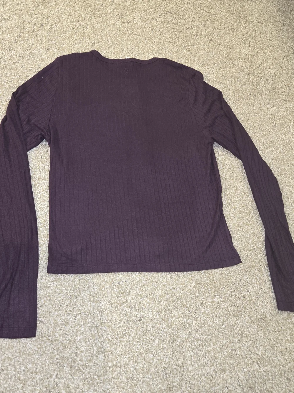 Victoria's Secret Ribbed Button-Front Top - Plum - Picture 2 of 6
